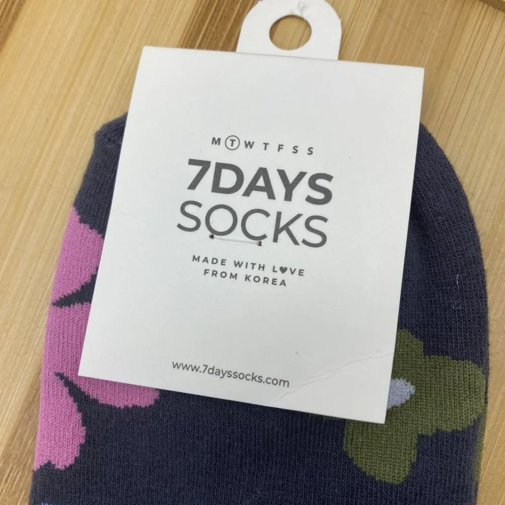 NWT‎ 7 DAYS SOCKS Made with Love Cotton Blend Quality Floral Socks Adult OS